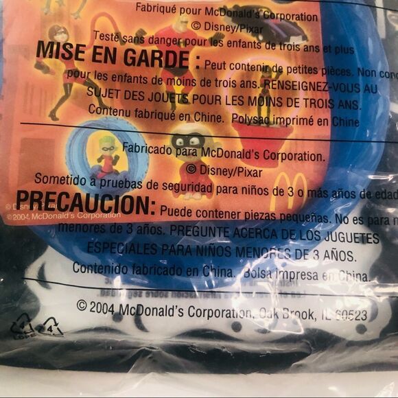 disney pixar the incredible mcdonalds happy meal toys 2005 lot of  1 4 6 - Picture 7 of 9